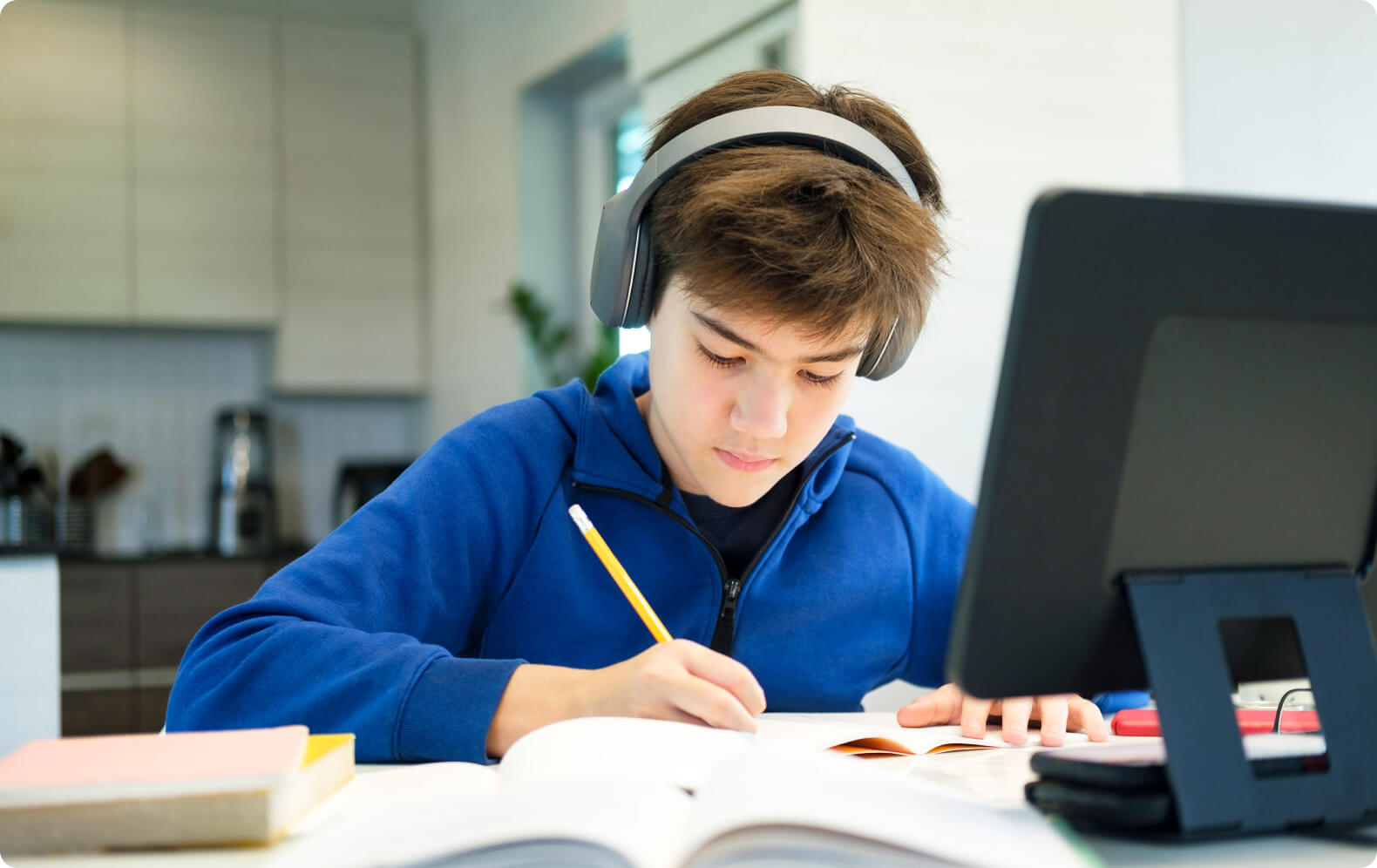 Inteligencia Artificial: la tecnología que redefine las profesiones del futuro